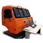 Динамический тренажер лесовозного грузового автомобиля КАМАЗ на 3-степенной электромеханической платформе 3DOF